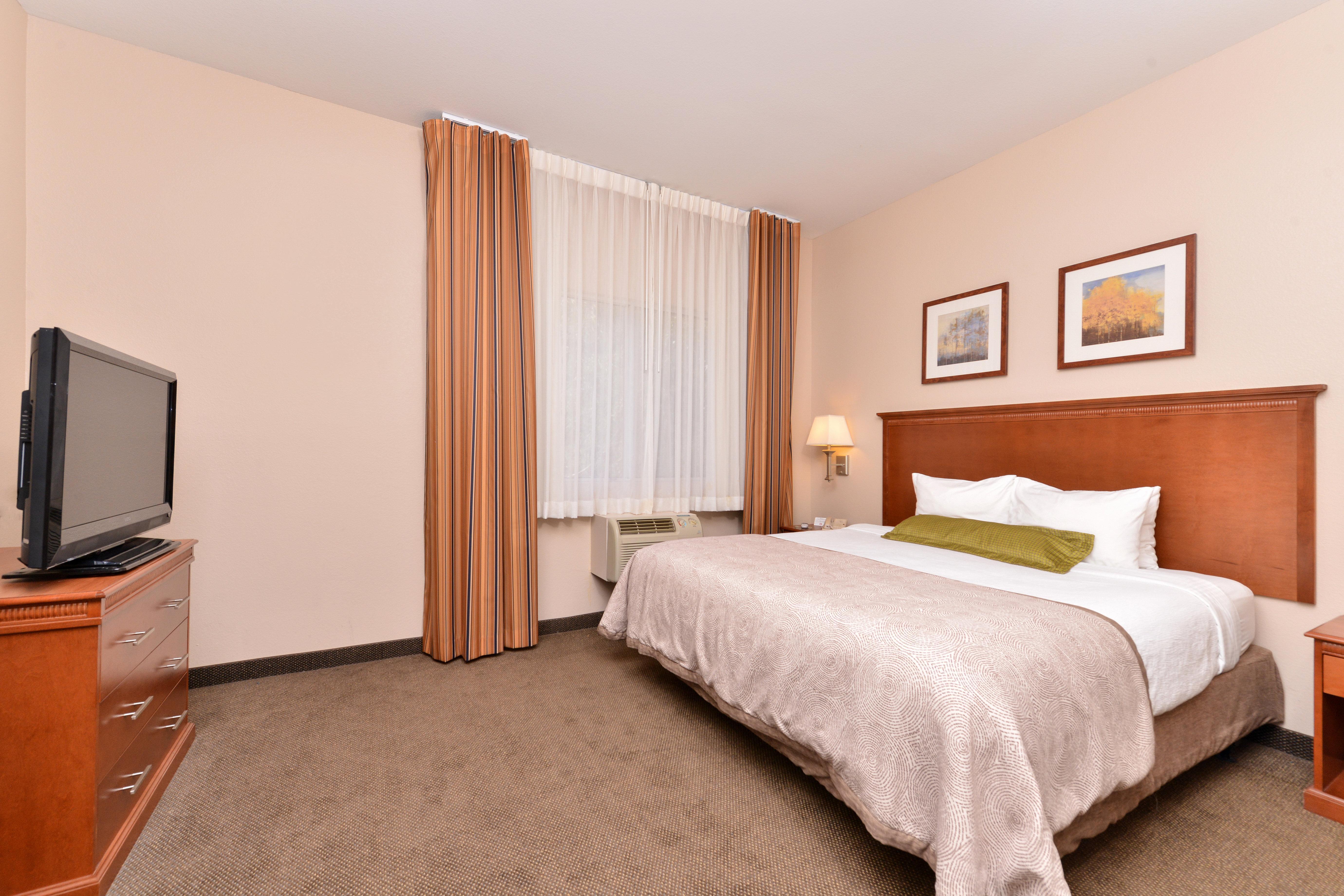 Candlewood Suites San Diego By Ihg Екстериор снимка