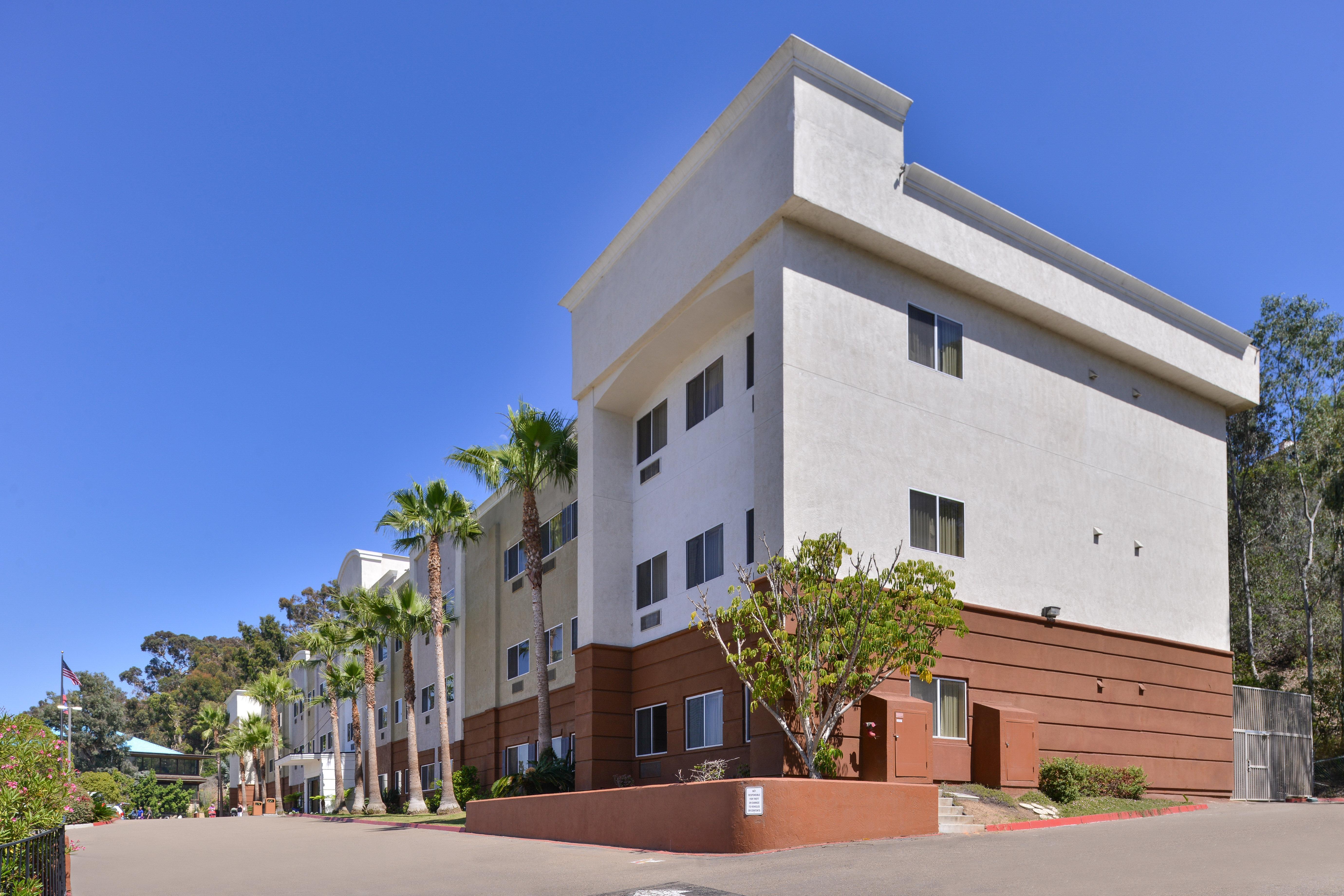 Candlewood Suites San Diego By Ihg Екстериор снимка
