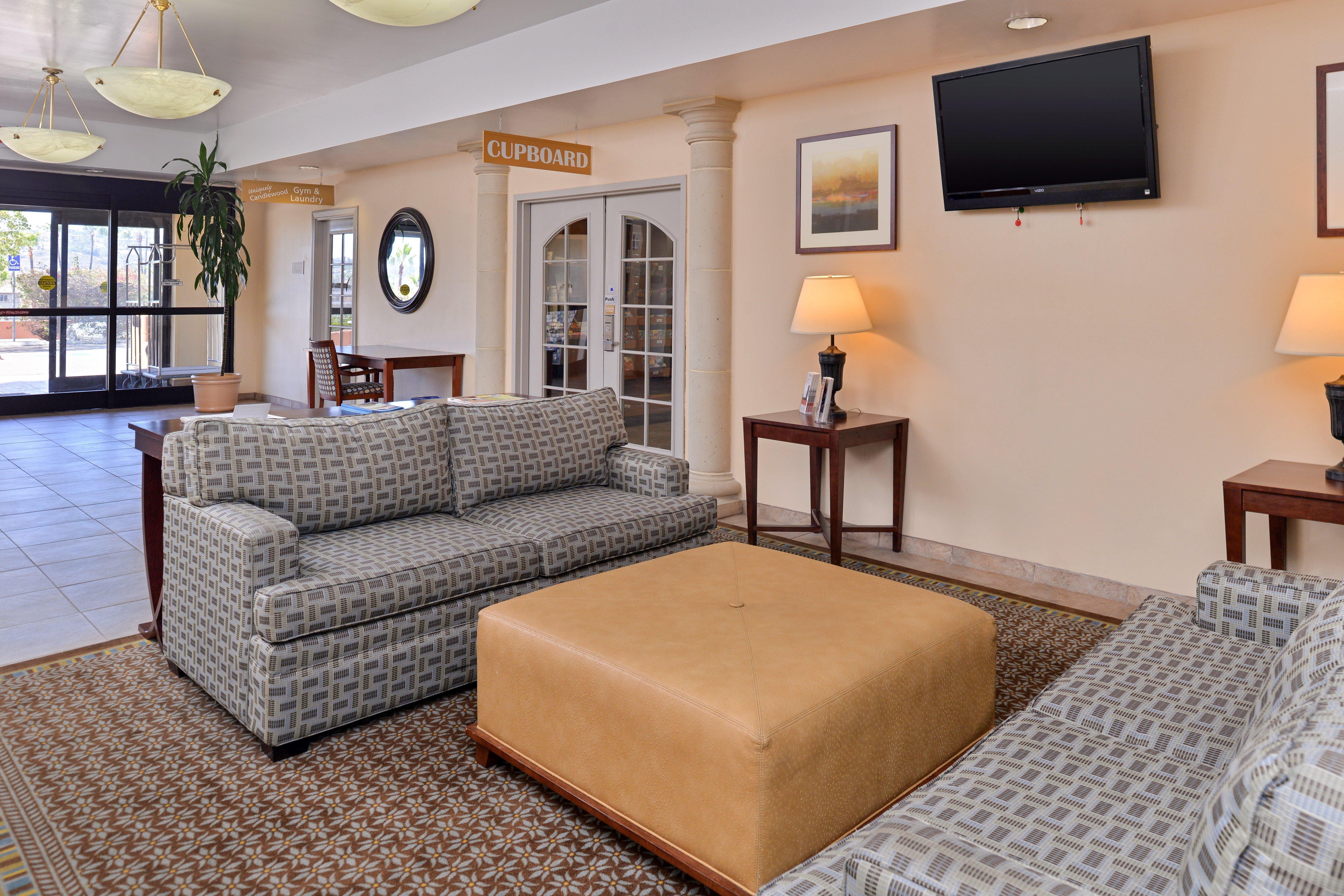 Candlewood Suites San Diego By Ihg Екстериор снимка