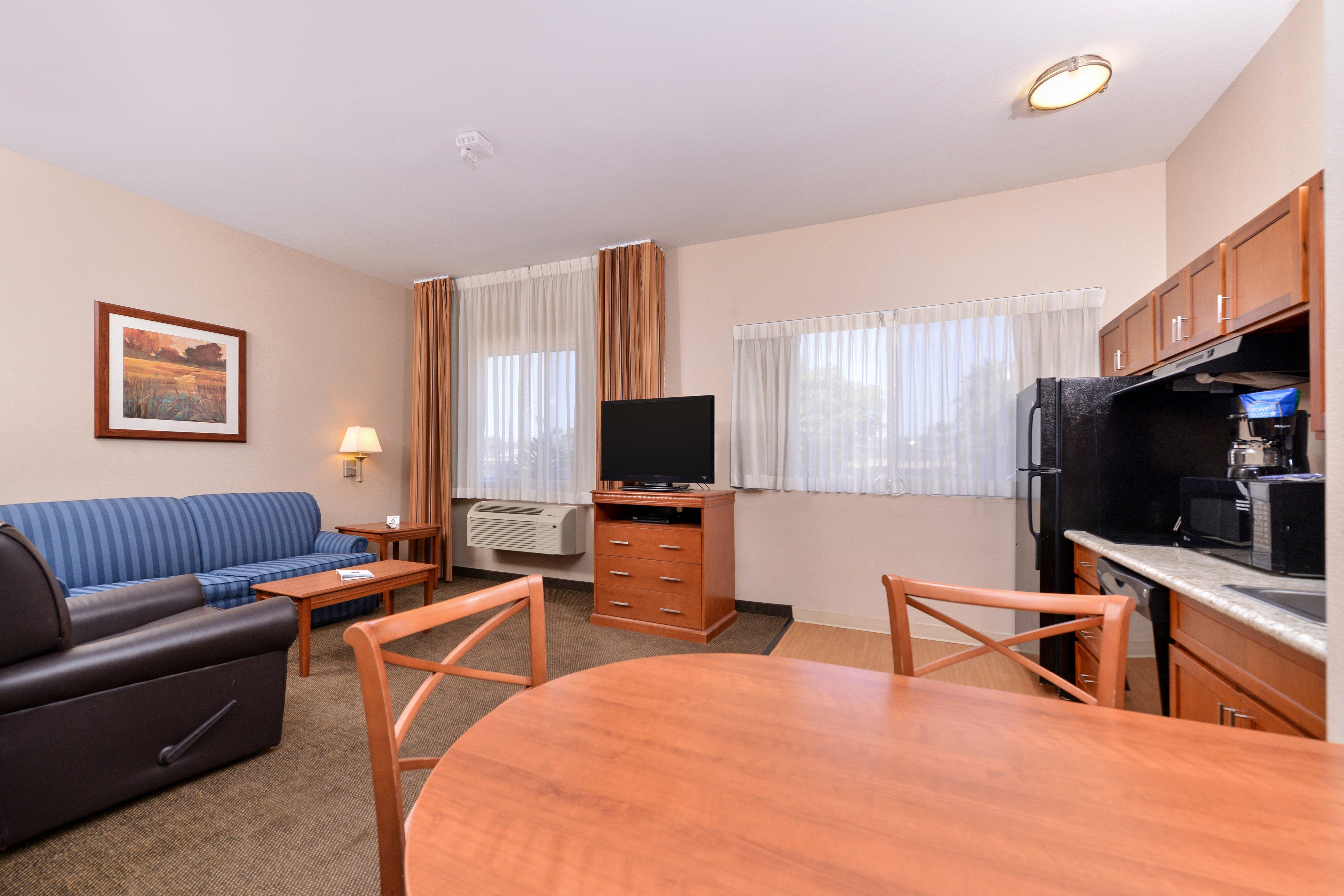 Candlewood Suites San Diego By Ihg Екстериор снимка