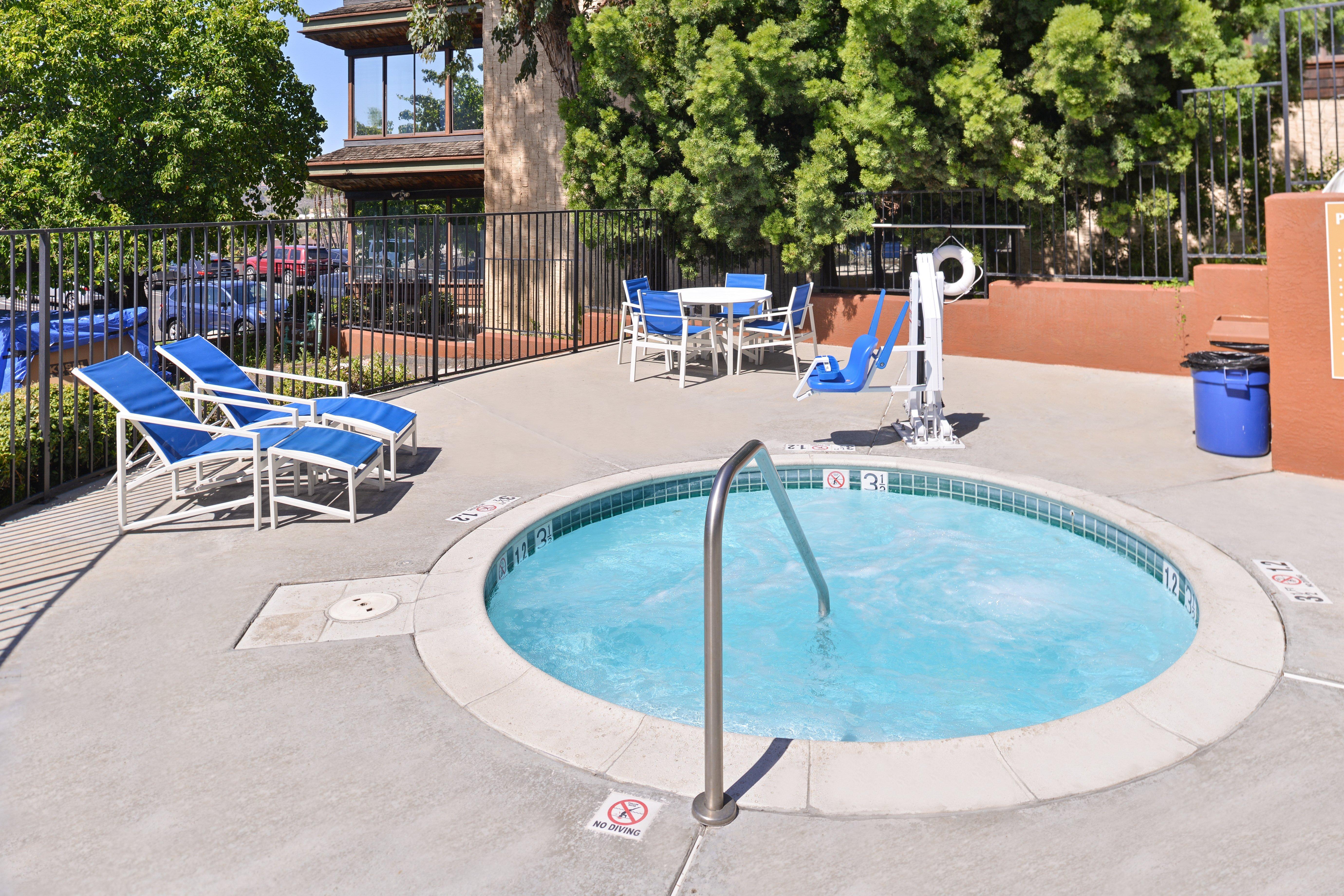 Candlewood Suites San Diego By Ihg Екстериор снимка
